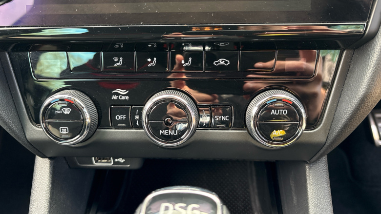 Skoda Octavia 2.0 TSI vRS 5dr Petrol Hatchback